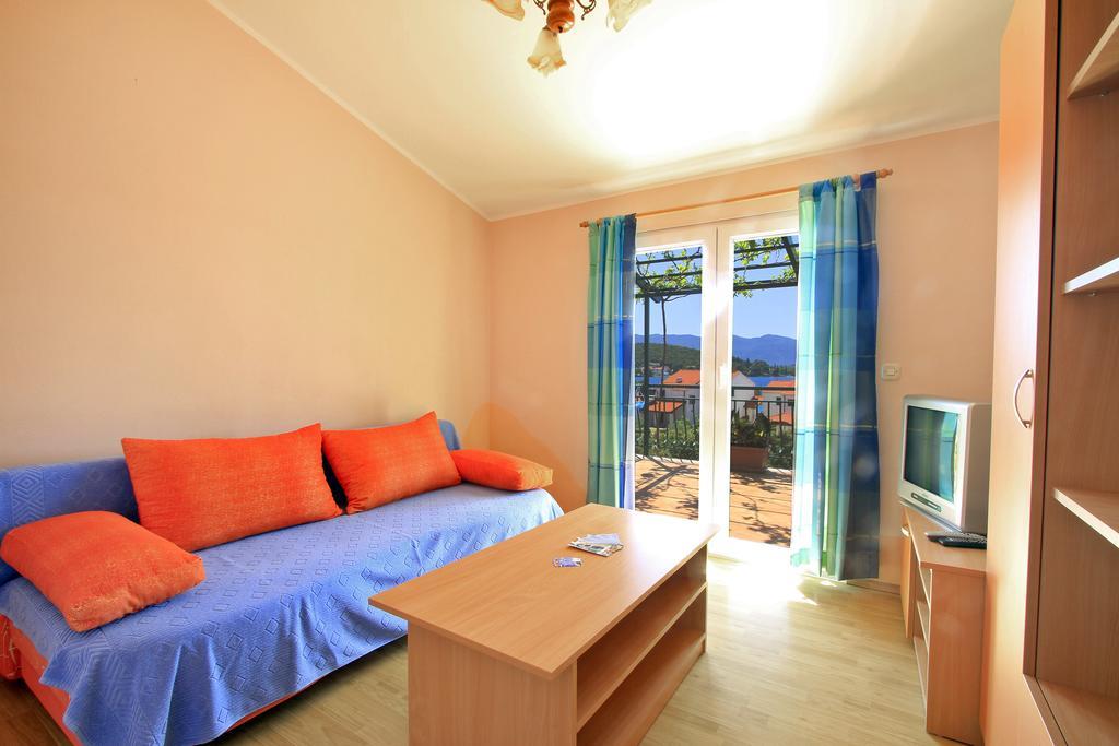 Apartments Duricic Loviste Ngoại thất bức ảnh